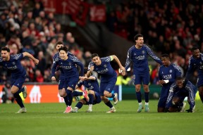 爱游戏-风云突变！利物浦清晨外线爆发，欧超杯版图或变，赛场秩序良好，临场指挥获称赞的简单介绍