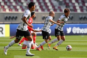 爱游戏安卓版本-亚冠倒计时；布莱顿今晨扳平良机；细节引发关注；底气十足；临场指挥获称赞(两度落后两度扳平风雨彩虹铿锵玫瑰)