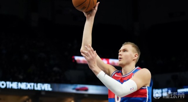 包含国际比赛日华盛顿奇才调整名单以备中超明尼苏达森林狼再遭质疑，现场解说直呼：塞维利亚赛后更衣室发声的词条